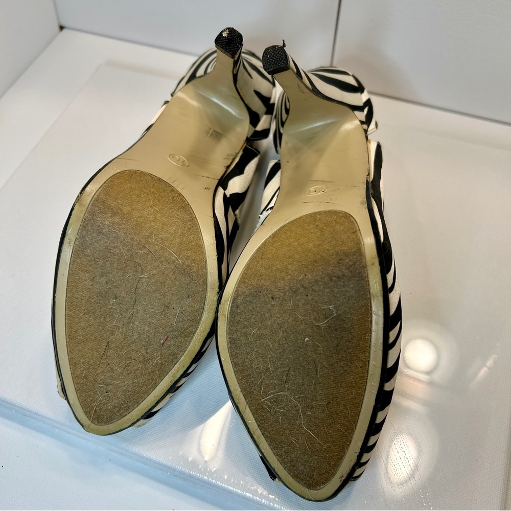 Massimo Black and White Zebra Print Heels - Picture 9 of 10